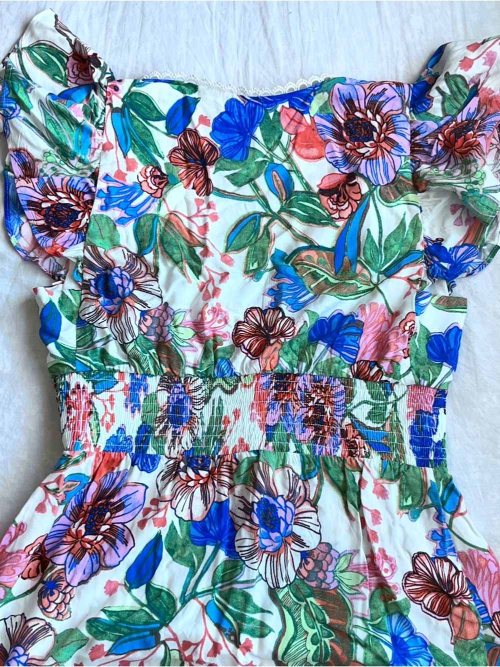 adrianna papell white floral v-neck smocked waist top - Picture 3 of 3